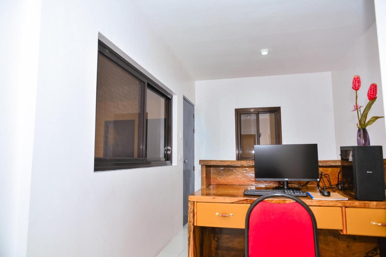Hotel Don Raul Dagupan City Екстер'єр фото